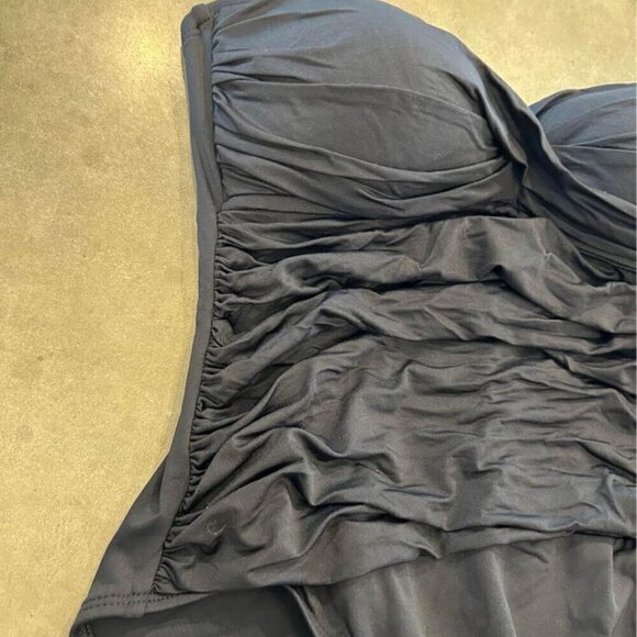 Brand New with tags! Womans swimsuit. Rouching. Adjustable. Size 12. La Blanca b - Picture 5 of 10